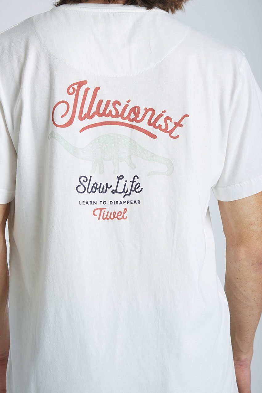 Camiseta-Illusionist-Tiwel-Snow-White-06