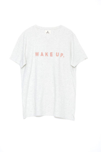 Camiseta-Wake-Up-Light-Grey-Neppy