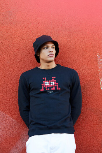 Sudadera Monsterized Pirate Black 05