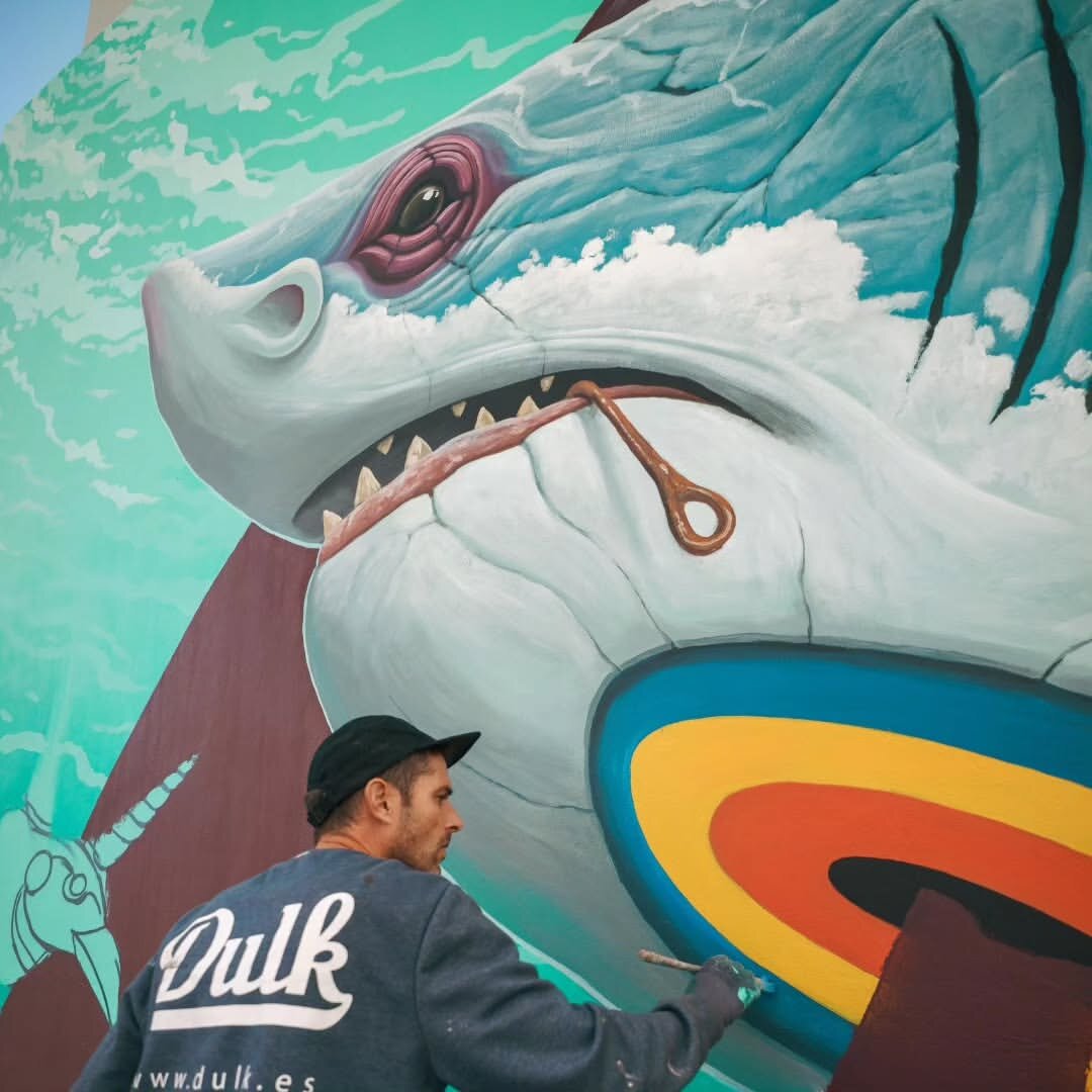 dulk mural tiburon balnco white shark cape town